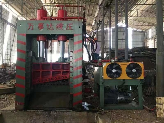 Customizable Gantry Shear for Heavy-Duty Metal Processing with and Durability