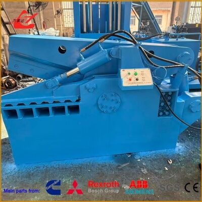 Industrial Waste Metal Cutting Hydraulic Metal Shear 4000KN For Steel Processing Plants With PLC Semi-Automatic Operation