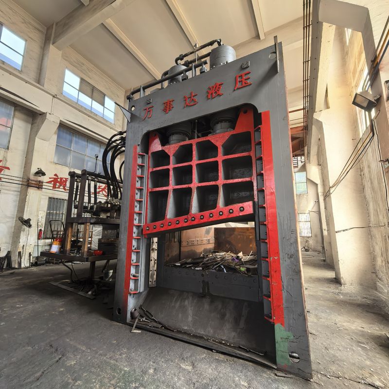 Heavy Duty Gantry Shear Industrial Machine With PLC Control System Metal Cutting Scrap Shear