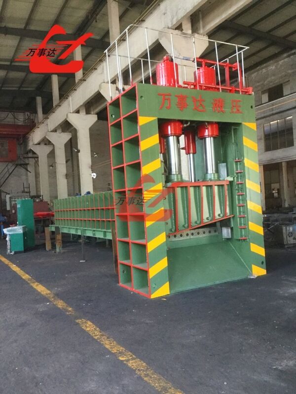 Heavy Duty Automatic Scrap Metal Gantry Shear With Servo Motor And Remote Control In Industrial