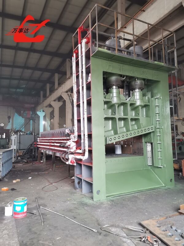 Versatile Heavy-Duty Gantry Shear For High-Volume Scrap Yard Operations With Air Cooling