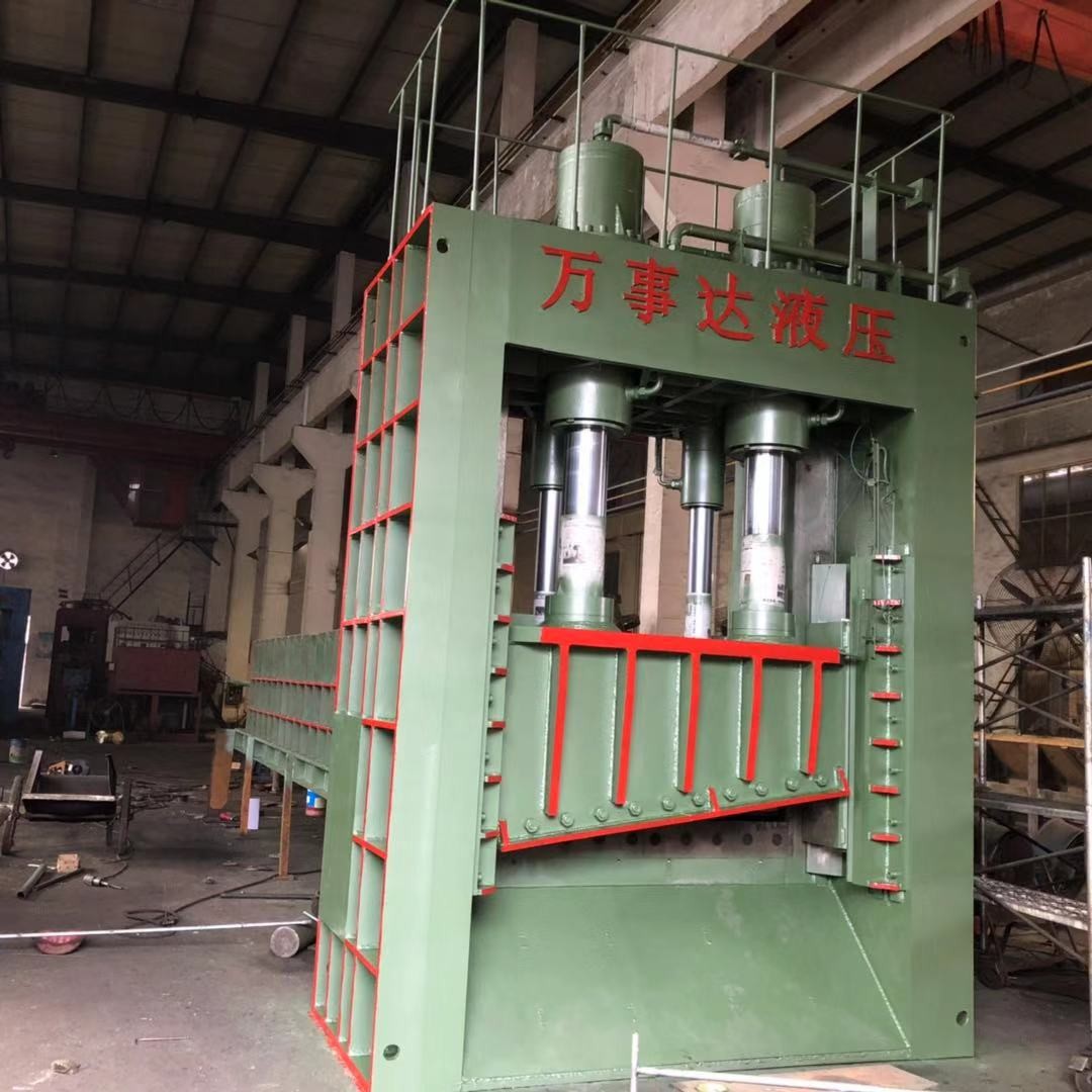 8000kN Gantry Shear with 8000×1950×900mm Loading Room for Heavy Scrap Metal Recycling