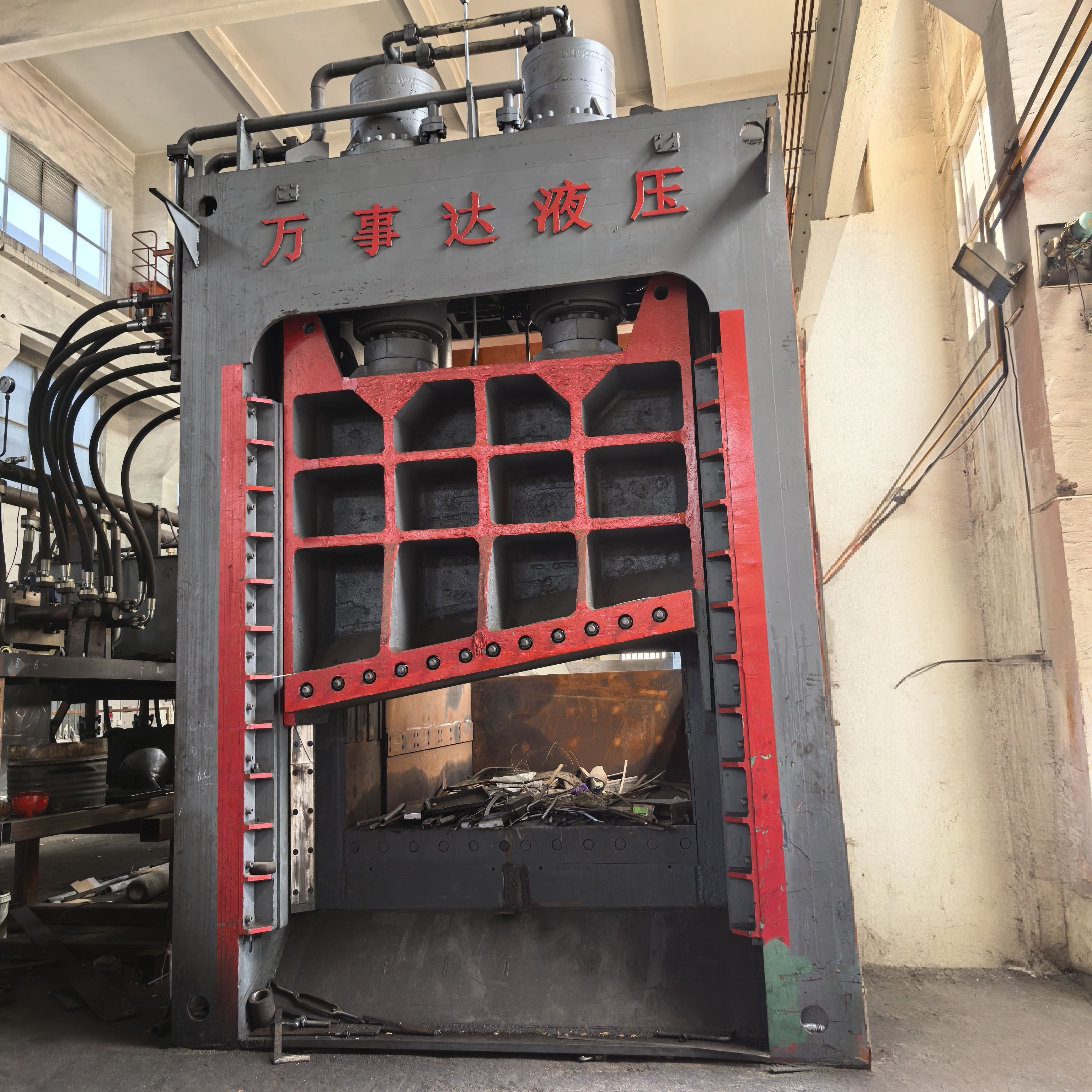 Heavy Duty Gantry Shear Industrial Machine With PLC Control System Metal Cutting Scrap Shear