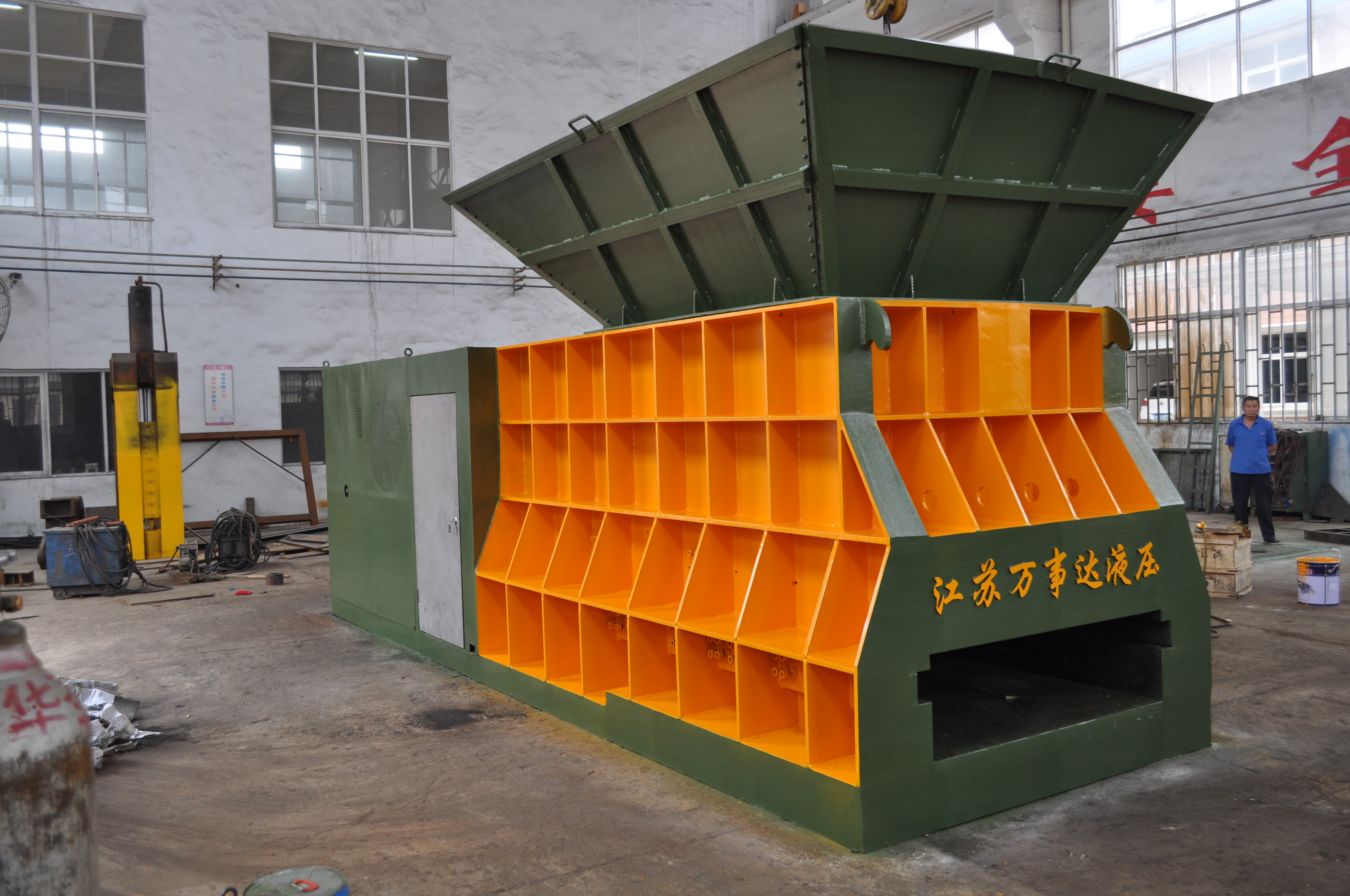Scrap Shearing Machine With 1400mm Blade Length And 50Hz Frequency