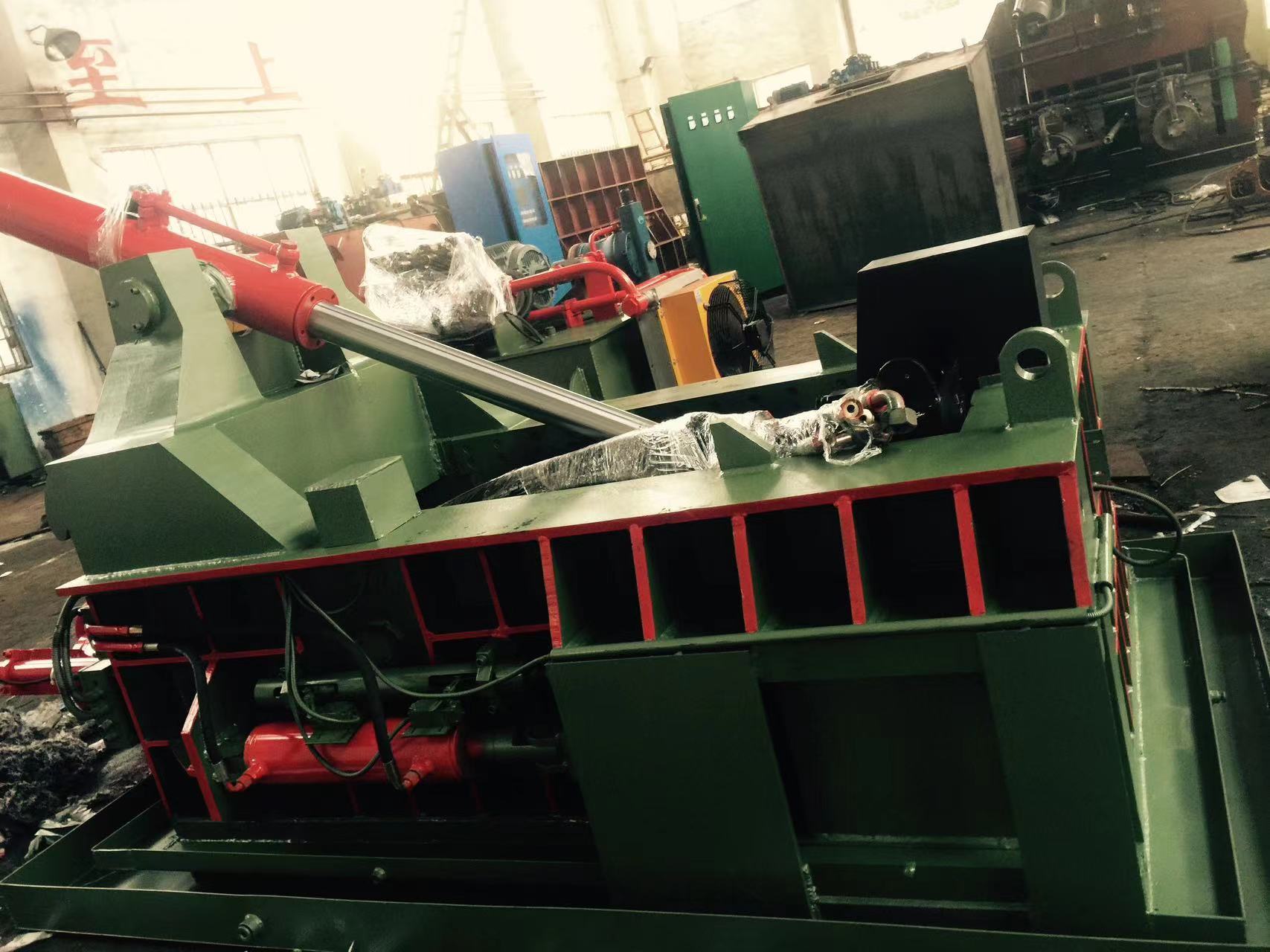 18.5kW Hydraulic Scrap Metal Baler For Aluminum Cans And Light Metal Recycling