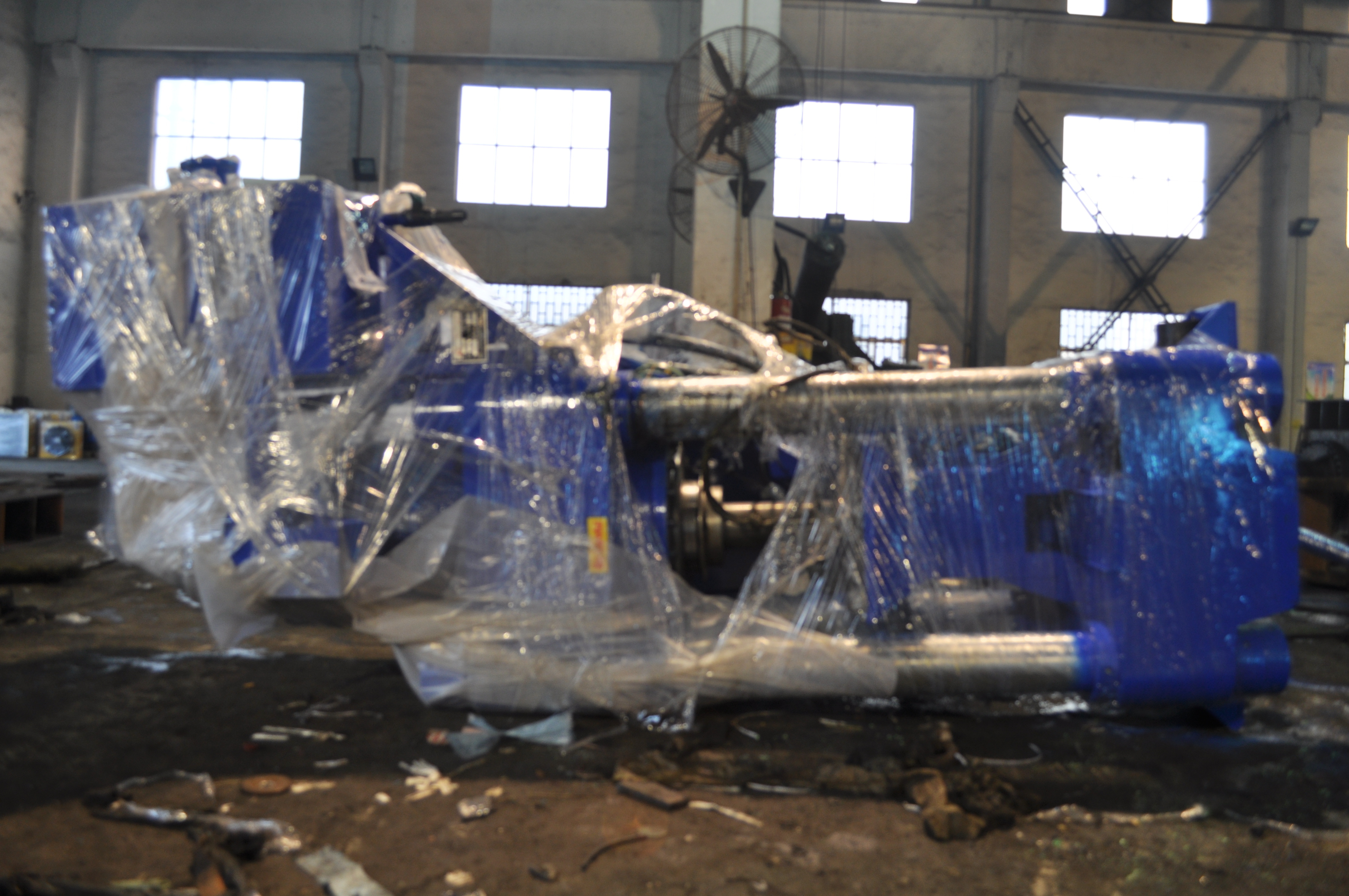 3150KN Hydraulic Metal Briquetting Press with PLC Semi-Automatic Operation and 1500 kg/h Capacity for Efficient Scrap Recycling