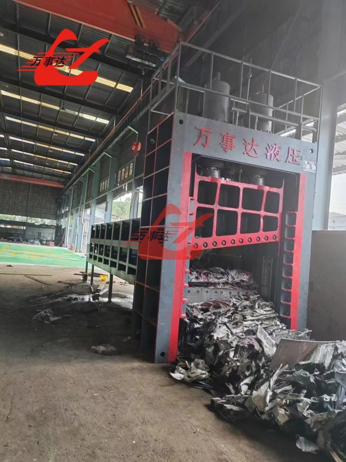Robust Gantry Shearing Machine For Hard Steel Spoke Processing Needs with 2000 mm Blade