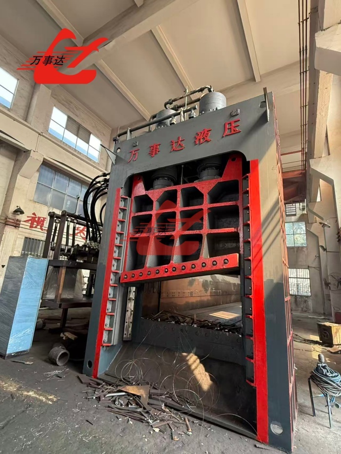 Robust Gantry Shearing Machine For Hard Steel Spoke Processing Needs with 2000 mm Blade
